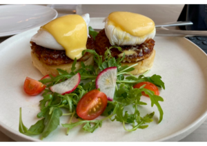 Eggs-Benedict