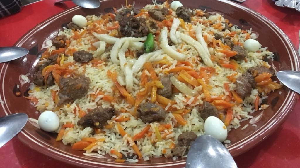 Plov served at Besh Qozon, Tashkent
