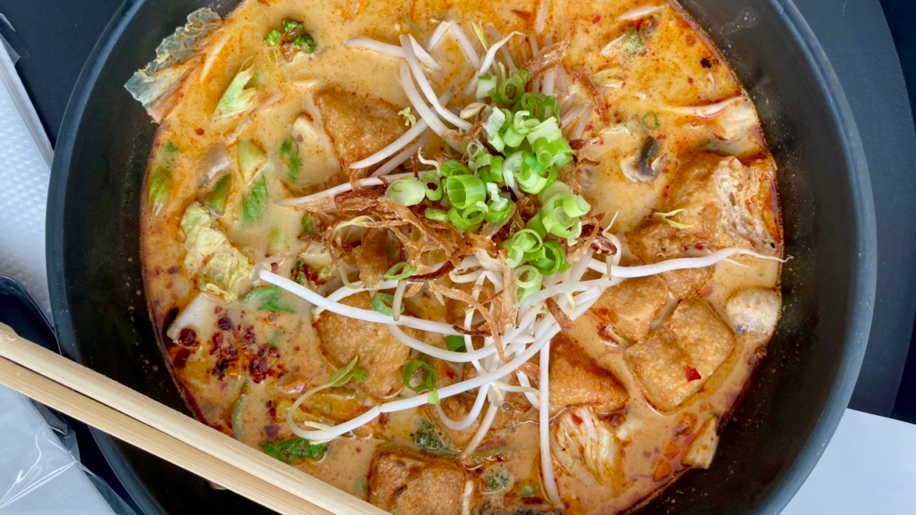 Laksa - spicy prawn coconut broth noodles 