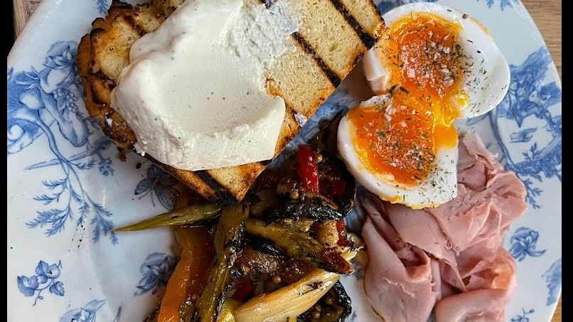 Brunch dishes in Australia 